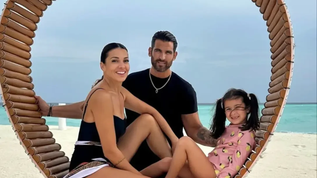 Ελένη Χατζίδου: Οι νέες οικογενειακές φωτογραφίες από το ταξίδι στις Μαλδίβες μαζί με την μητέρα του Ετεοκλή Παύλου