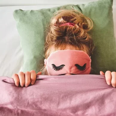 5 κακές συνήθειες που καταστρέφουν τον ύπνο σου – Τι λέει ένας υπνοθεραπευτής