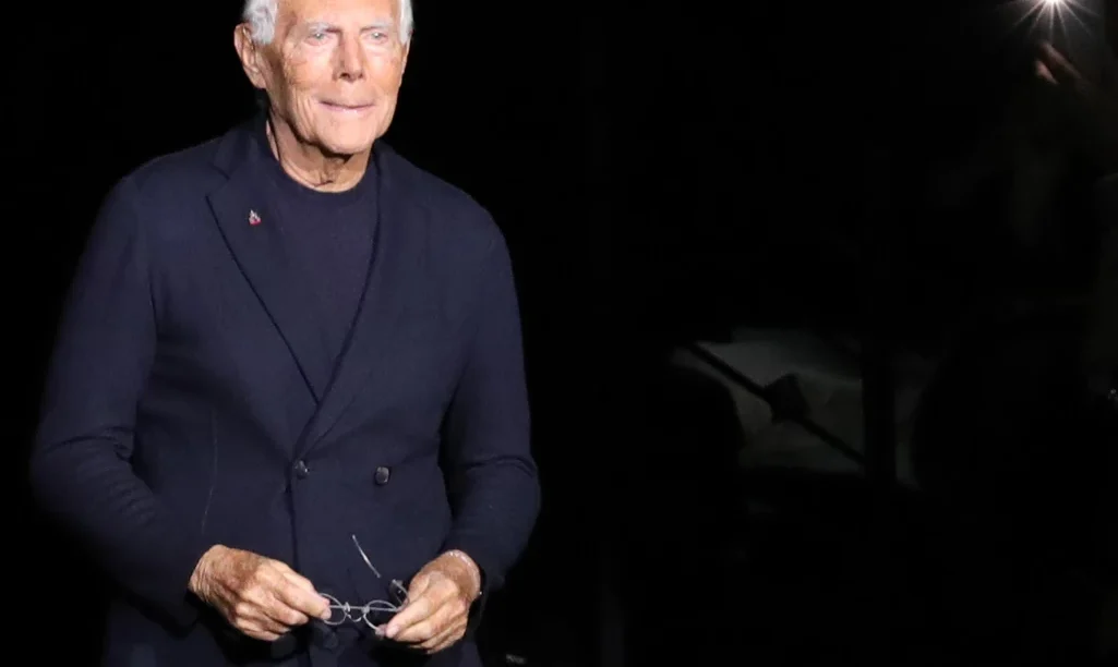 Πέθανε ο κορυφαίος σχεδιαστής μόδας Giorgio Armani σε ηλικία 91 ετών