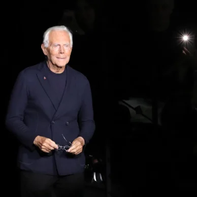 Πέθανε ο κορυφαίος σχεδιαστής μόδας Giorgio Armani σε ηλικία 91 ετών