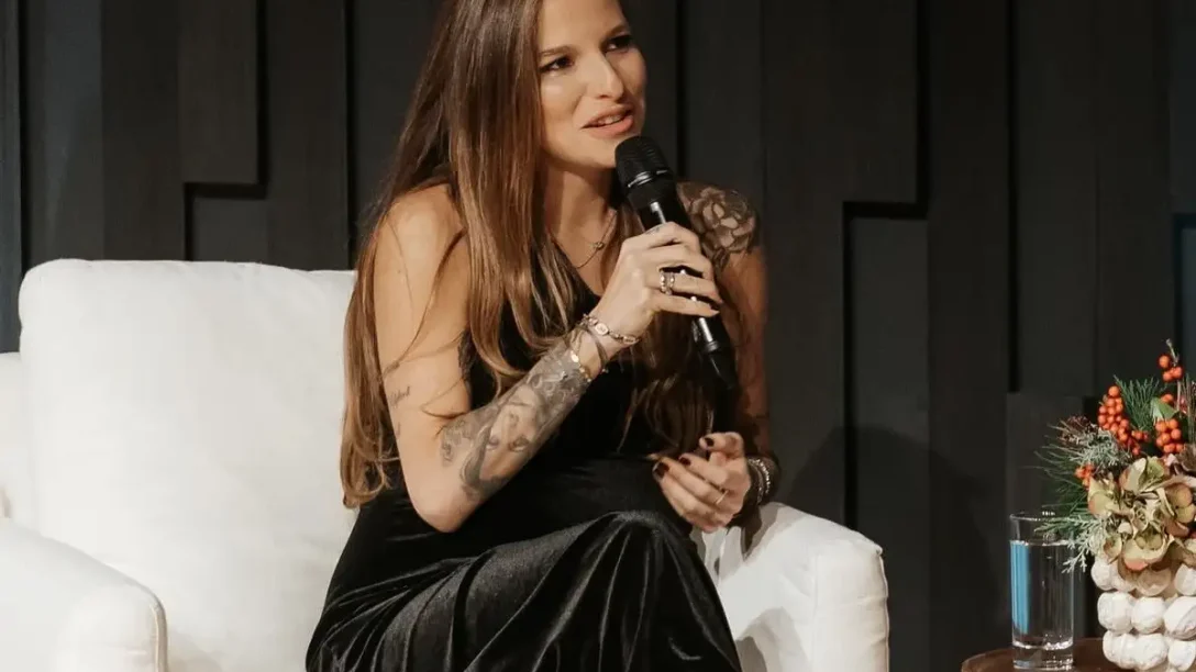 Ξεσπά η Εριέττα Κούρκουλου: «Έχουν την τάση να τα γυρνάμε όλα στο εγώ μας και να μεταφράζουμε κάθε δήλωση σε προσωπική επίθεση»