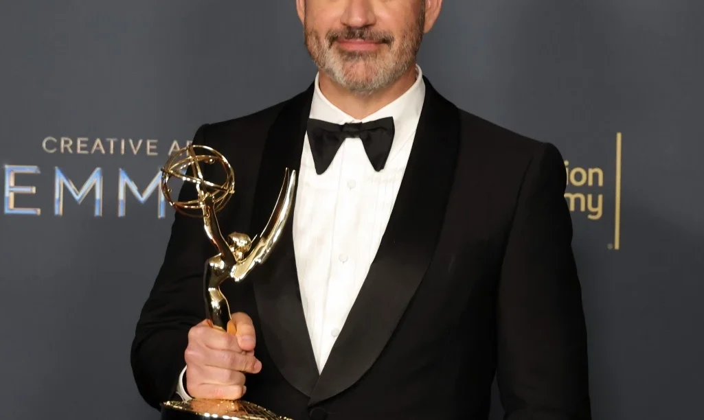 Τζίμι Κίμελ: Το ABC “κόβει” την εκπομπή του, μετά τις δηλώσεις του για τον Τσάρλι Κερκ