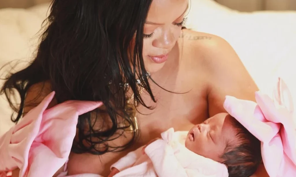 Γέννησε η Ριάνα