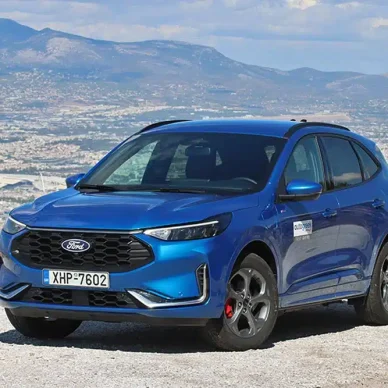 Δοκιμή Ford Kuga PHEV 243 PS