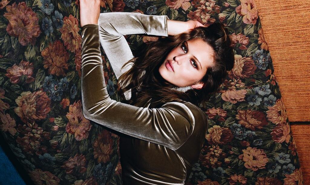 Το βελούδο φόρεμα των Χριστουγέννων! 3 φορέματα από Zara!