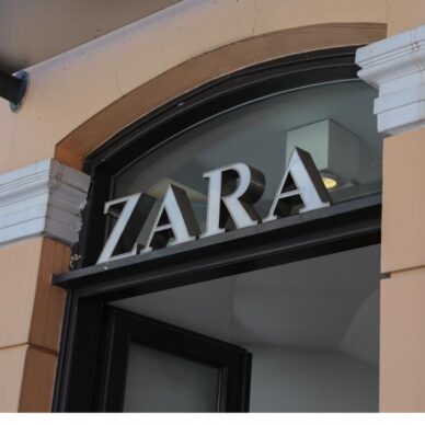Η Zara κλείνει τις πόρτες της: Aνακοινώνεται το κλείσιμο των περισσότερων καταστημάτων της