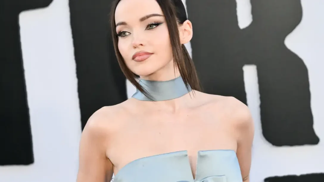 Dove Cameron: To beauty look που υιοθέτησε στα CFDA Fashion Awards έρχεται απευθείας από τα 90’s