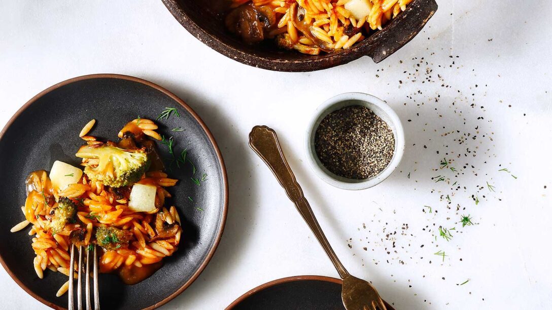 Γιουβέτσι με λαχανικά και κεφαλοτύρι