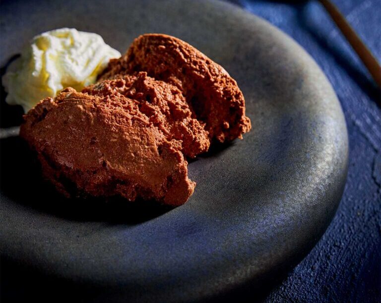 Μους σοκολάτα με σαντιγί χωριστά!