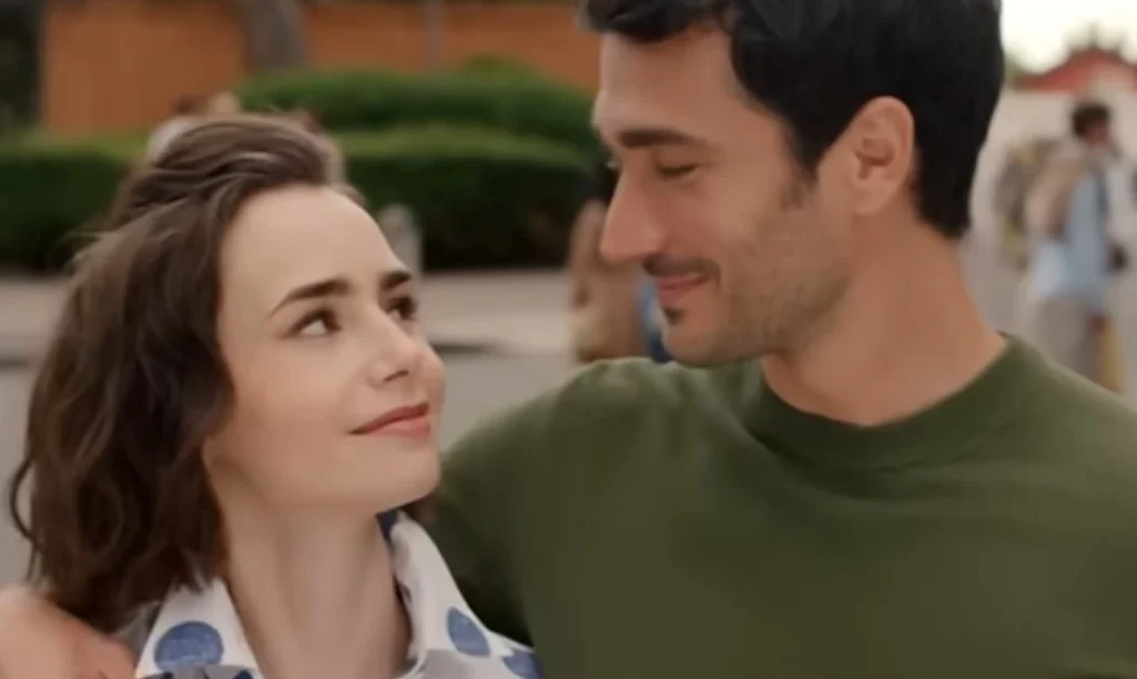 Emily in Paris: H 5η σεζόν αναμένεται στις 18/12 – Και το νέο ειδύλλιο μάς άφησε άφωνους!