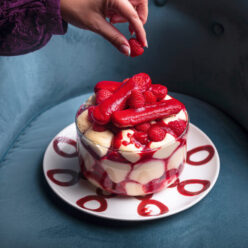 kokkino-xristougenniatiko-tyrmisou-me-smeoura-gastronomos-610x762 kokkino-xristougenniatiko-tyrmisou-me-smeoura-gastronomos-610×762