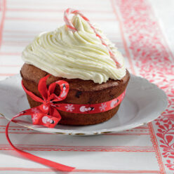 oikogeniako-xristugenniatiko-cupcake-768x960 oikogeniako-xristugenniatiko-cupcake-768×960