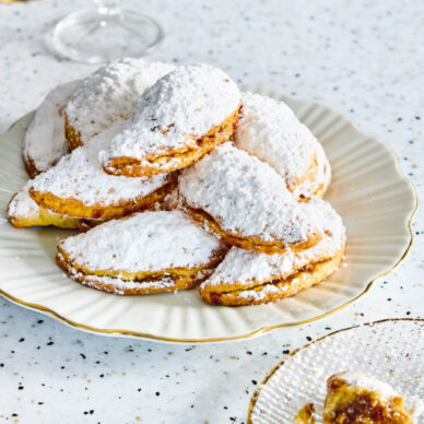 Πατούδα με μέλι και καρύδια