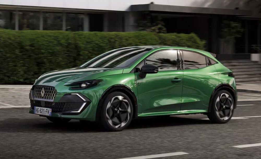 Με το δεξί το νέο Renault Clio στην Ελλάδα