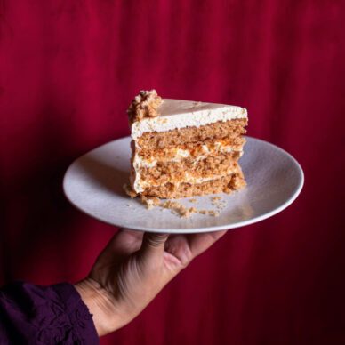 Καρυδόπιτα με τυρί κρέμα από τον Στέλιο Παρλιάρο