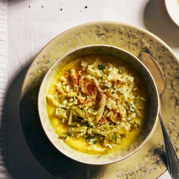 Λαχανόρυζο με ρίζες και κουρκουμά