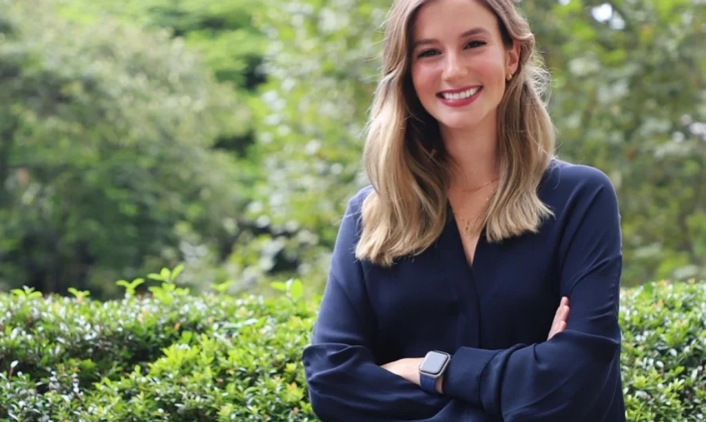 Η επόμενη Στιβ Τζομπς φορούσε πουέντ: Πώς η Λουάνα Λόπες Λάρα «έχτισε» μια αυτοκρατορία 11 δισ. δολαρίων στα 29 της