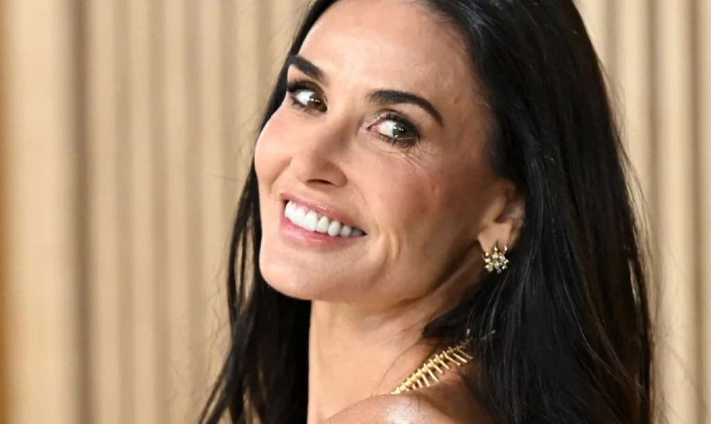 Η Ντέμι Μουρ χωρίς ίχνος μακιγιάζ «σπάει» τα στερεότυπα περί ομορφιάς