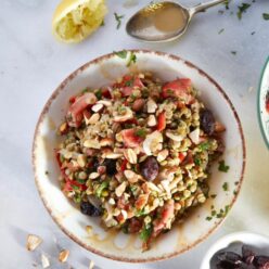 fakes-salata-me-taxini-kai-kimino-gastronomos-610×762