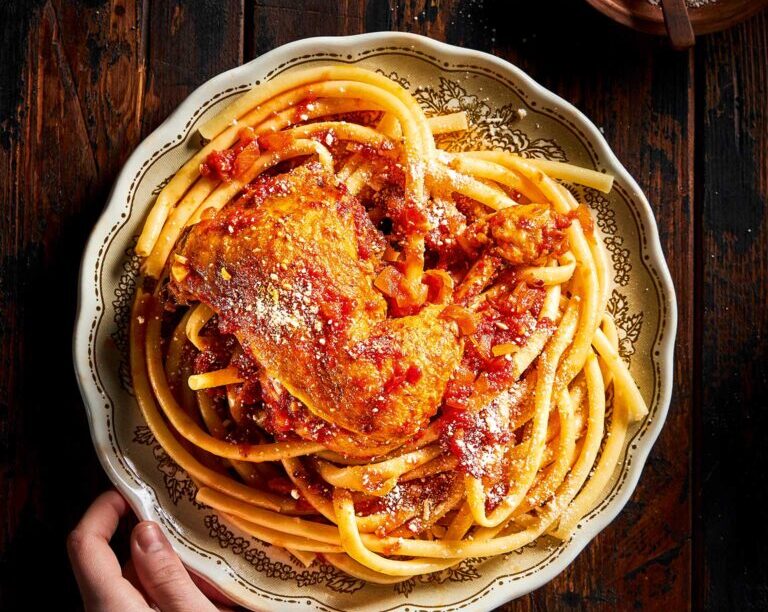 Κόκορας σοφιγάδο, ένα πλούσιο κοκκινιστό από την Κεφαλονιά