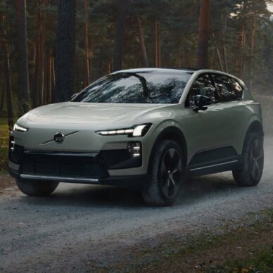 Volvo: Φθηνότερα τα ηλεκτρικά από τα βενζινοκίνητα