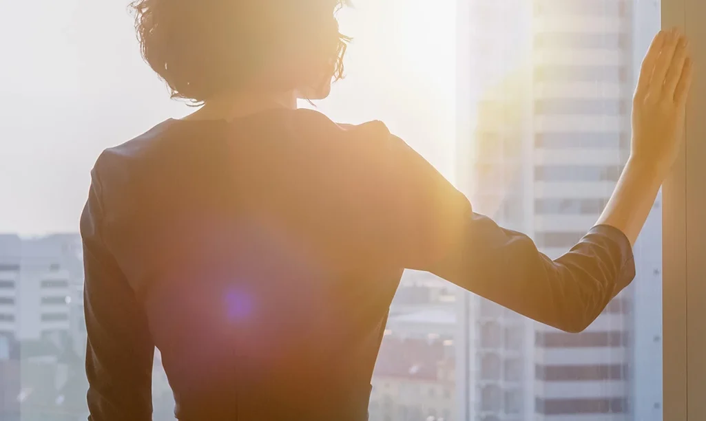 Αν ήμουν πιο ενδιαφέρουσα δεν θα ήμουν μόνη – O μύθος της αξίας