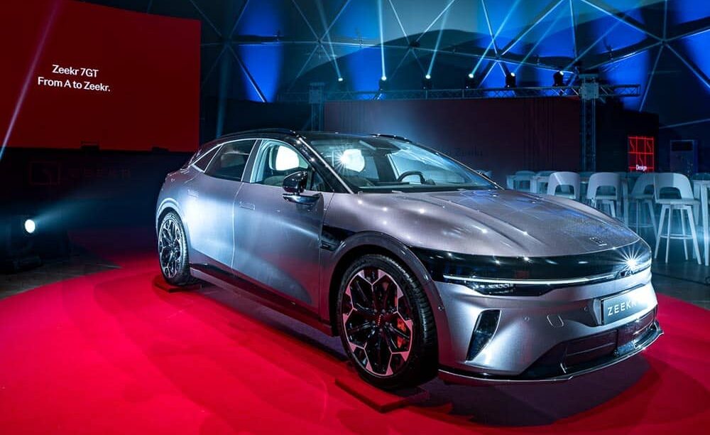 Πάτησε στην Ελλάδα το εντυπωσιακό Zeekr 7GT