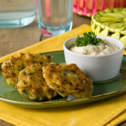 kroketes-mpakaliaroy-me-saltsa-tartar-gastronomos-610×762 (1)