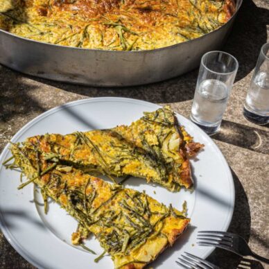 Ο καιρός των σπαραγγιών φέρνει την πιο ωραία ομελέτα