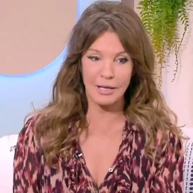 Βάνα Μπάρμπα: «Δεν ήμουν προετοιμασμένη ούτε για τα κιλά, ούτε για την κατάθλιψη που ήρθαν με την εμμηνόπαυση»