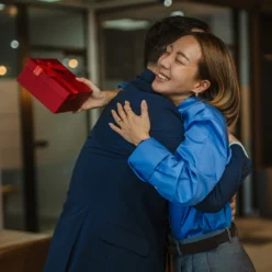 woman-gift woman-gift