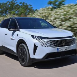 Peugeot-3008-1.2-Hybrid-GT-18