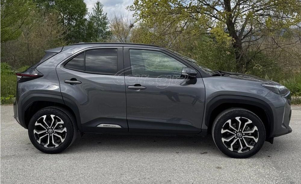Toyota Yaris Cross Hybrid με 31.000 χλμ.