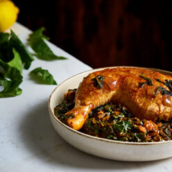 kotopoylo-me-spanaki-giachni-gastronomos-610×762