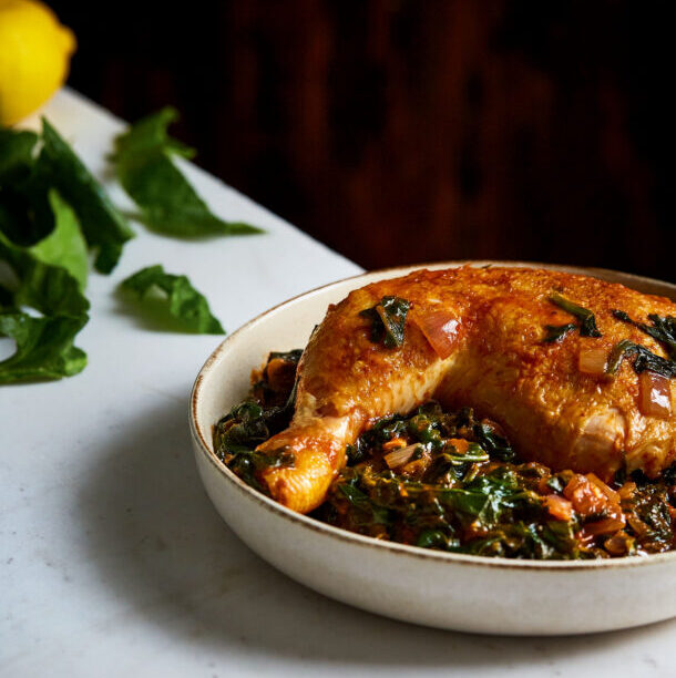 Κοτόπουλο με σπανάκι γιαχνί