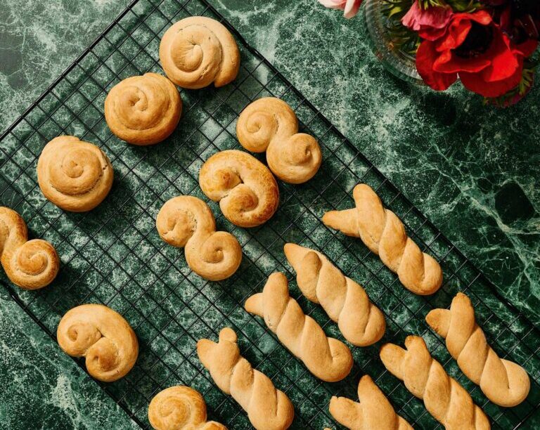 Λαμπριάτικα κουλούρια από τη Λέσβο με αμμωνία