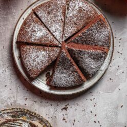 sokolatenio_keik-me-elaiolado-gastronomos