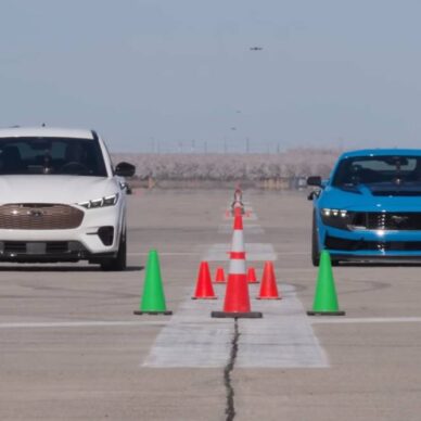 Μίλια μπροστά από τη Mach-E η Mustang σε πωλήσεις