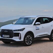 Chery-Tiggo-5-Hybrid-white-13