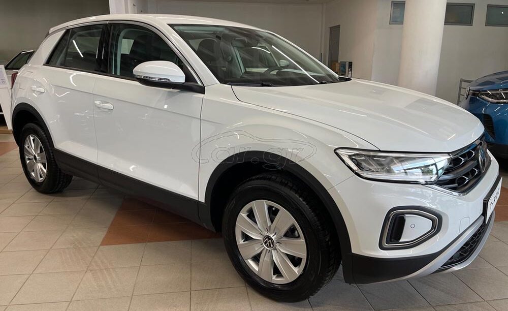 «Ξέμεινε» καινούργιο VW T-Roc του 2025 με 24.900 ευρώ