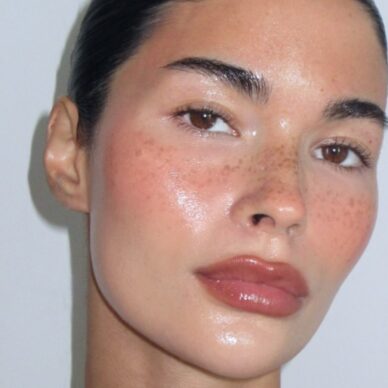 5 εύκολα και γρήγορα makeup looks που είναι ιδανικά για τις διακοπές σας