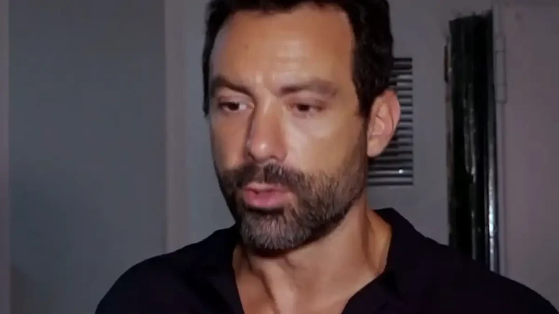 Σάκης Τανιμανίδης: «Από όσα έχω κάνει στη ζωή μου, αυτό που θέλω να πετύχω είναι να είμαι καλός μπαμπάς»
