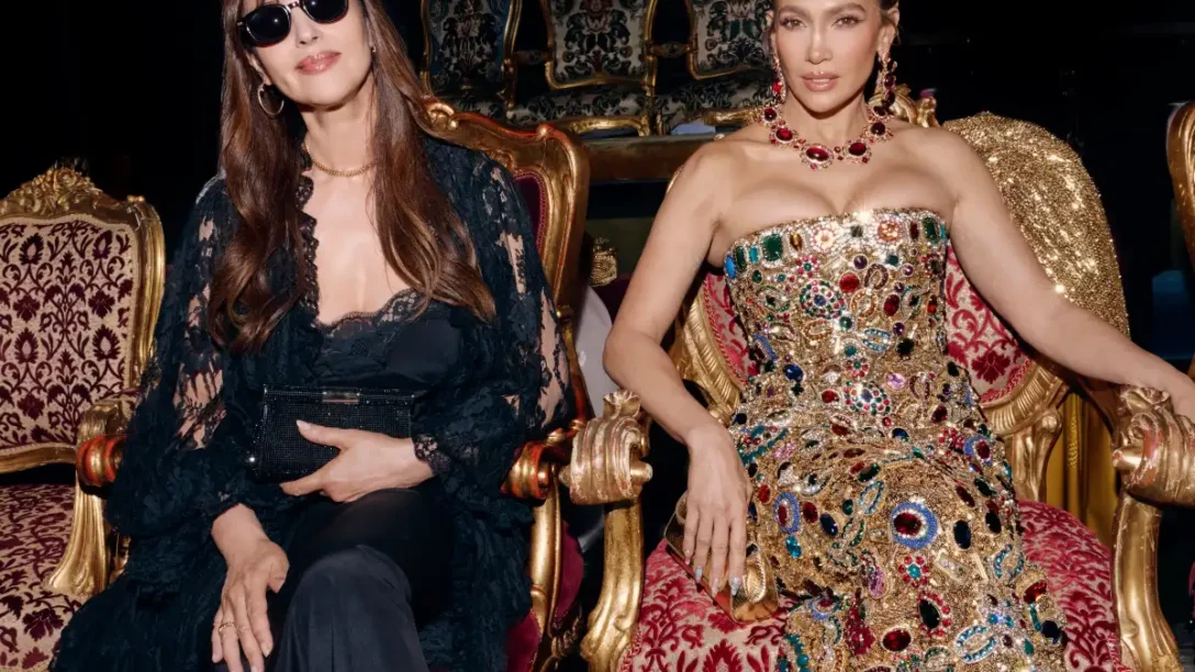 Jennifer Lopez – Monica Bellucci: Έκλεψαν την παράσταση στο front row του Dolce & Gabbana show στην Ταορμίνα. Δείτε βίντεο
