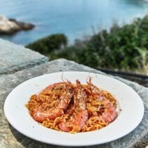 garides-me-manestra-apo-to-agio-oros-gastronomos-610x762 garides-me-manestra-apo-to-agio-oros-gastronomos-610×762