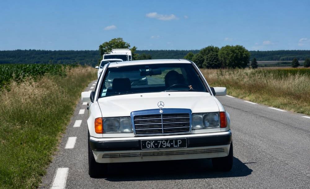 41 ετών Mercedes ντίζελ με 831.000 χλμ. πάει για το εκατομμύριο