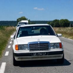mercedes-200d-831000-km-1