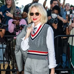 naomi-watts-kokkino-kragion-1 naomi-watts-kokkino-kragion-1