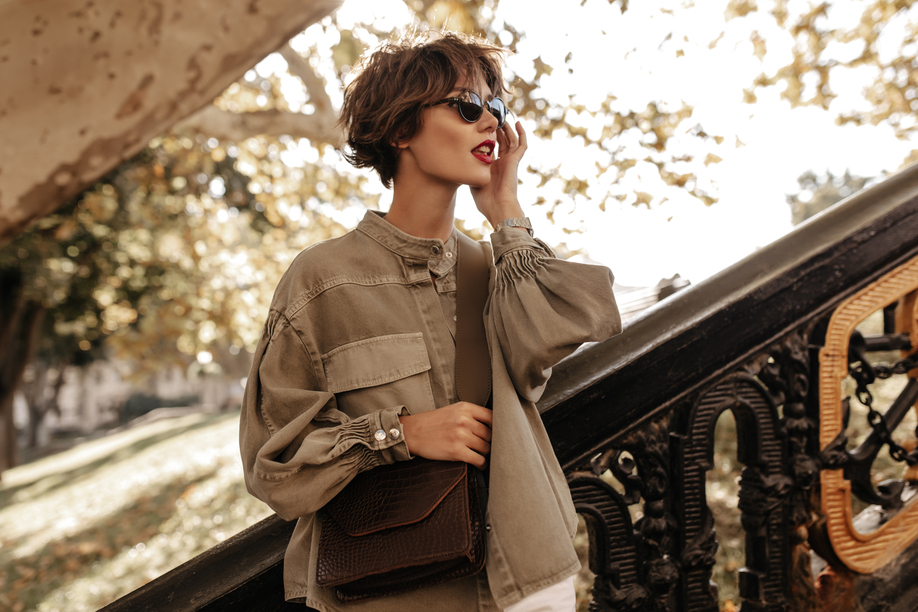 Γυναικείο φθινοπωρινό look και συνδυασμοί χρωμάτων